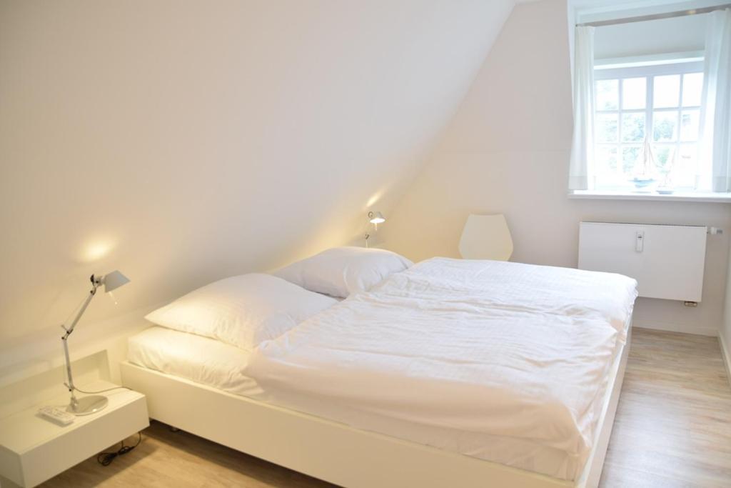 Schöne Reetdachanlage In In Südlicher Richtung Gelegen Apartment