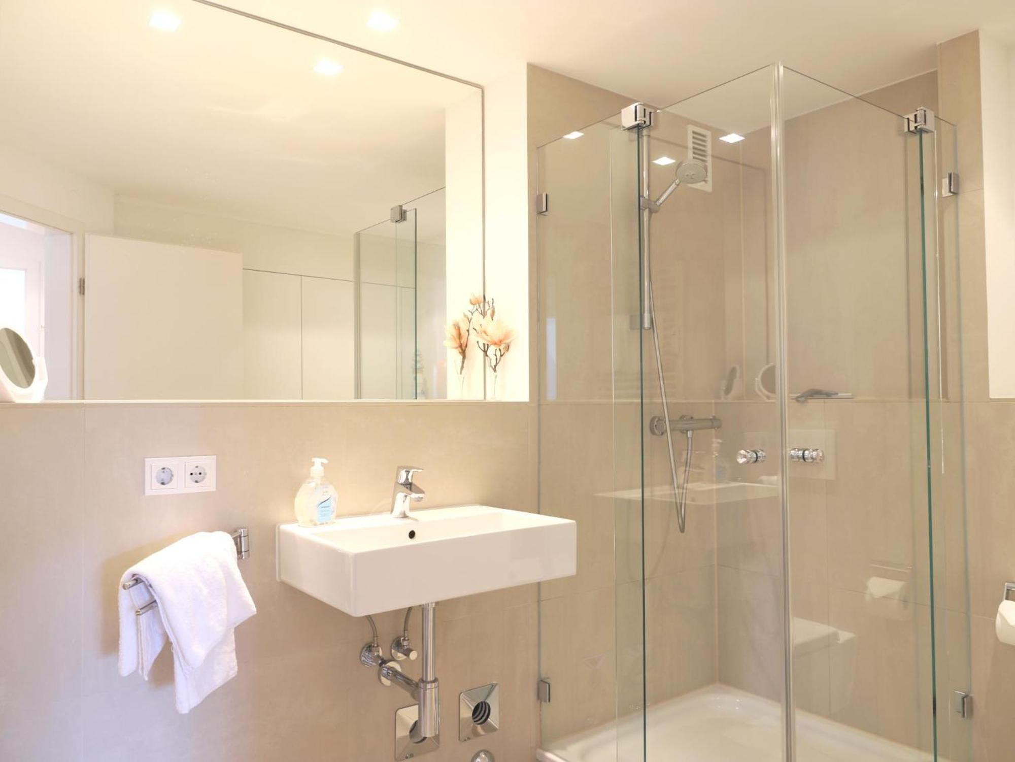 Schöne Reetdachanlage In In Südlicher Richtung Gelegen Apartment