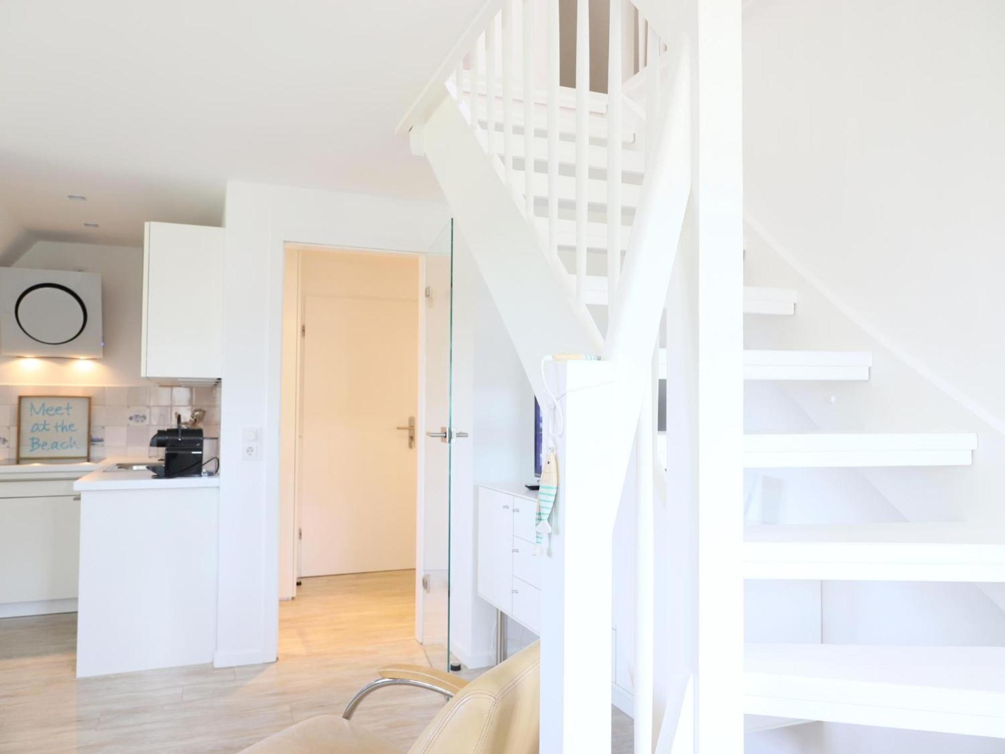 Apartment Schöne Reetdachanlage In In Südlicher Richtung Gelegen